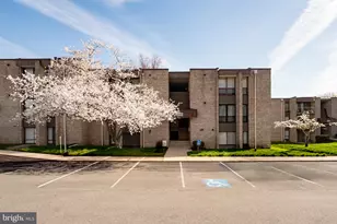 3348 Huntley Sq Dr, Temple Hills, MD 20748 - Photo 2