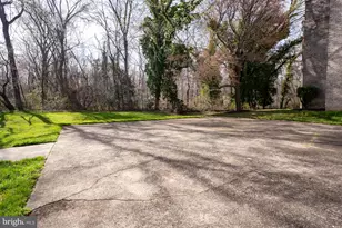 3348 Huntley Sq Dr, Temple Hills, MD 20748 - Photo 38