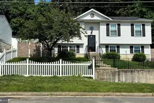 819 Balsamtree Dr, Capitol Heights, MD 20743 - Photo 1