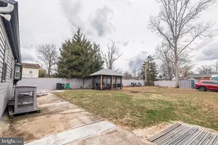 9406 Sheridan St, Lanham, MD 20706 - Photo 20