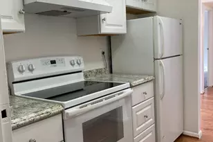 6998 Hanover Pkwy, Greenbelt, MD 20770 - Photo 8