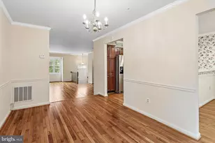 7809 Vanity Fair Dr, Greenbelt, MD 20770 - Photo 10