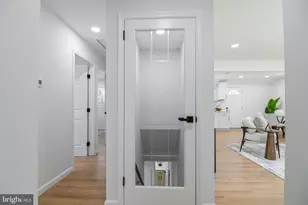 1206 Crisfield Dr, Oxon Hill, MD 20745 - Photo 2