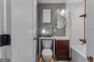 4702 Longfellow St, Riverdale, MD 20737 - Photo 24