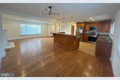 5718 Black Hawk Drive, Oxon Hill, MD 20745 - Photo 8