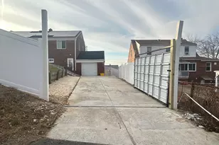 5718 Black Hawk Dr, Oxon Hill, MD 20745 - Photo 6