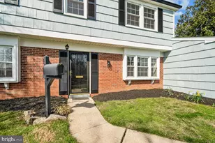 12200 Fleming Ln, Bowie, MD 20715 - Photo 4