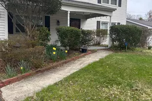 12304 Madeley Ln, Bowie, MD 20715 - Photo 2