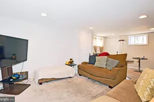 912 Irvington St, Oxon Hill, MD 20745 - Photo 24