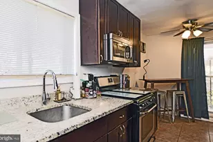 912 Irvington St, Oxon Hill, MD 20745 - Photo 14