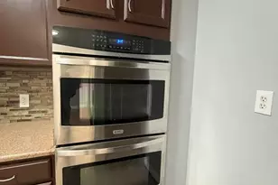 6706 Longridge Dr, Lanham, MD 20706 - Photo 4