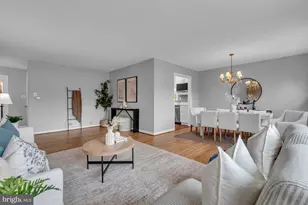 10115 Chickadee Ln, Hyattsville, MD 20783 - Photo 8