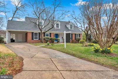 10115 Chickadee Lane, Hyattsville, MD 20783 - Photo 2