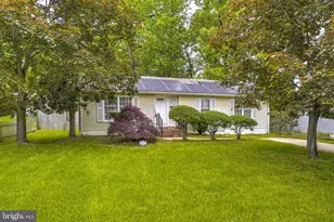 8933 Hobart St, Upper Marlboro, MD 20774 - Photo 2