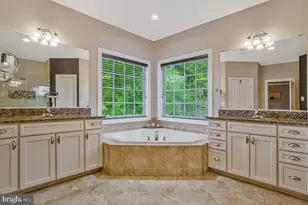 4205 Captain Perry Ct, Upper Marlboro, MD 20772 - Photo 36