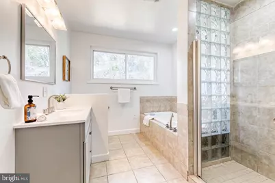 7508 Creighton Drive, College Park, MD 20740 - Photo 38