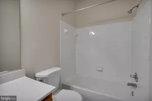 14407 Hampshire Hall Ct, Upper Marlboro, MD 20772 - Photo 18