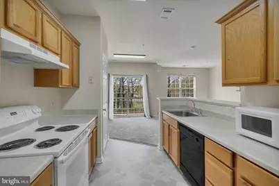 14407 Hampshire Hall Court #G-1004, Upper Marlboro, MD 20772 - Photo 6