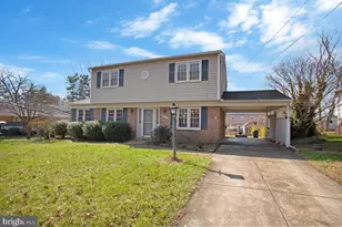 8509 Woodside Ct, Lanham, MD 20706 - Photo 2