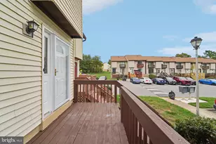 11386 Laurelwalk Dr, Laurel, MD 20708 - Photo 2