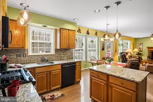 5418 Lakeford Ln, Bowie, MD 20720 - Photo 12