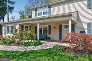 4204 Yeadon Ct, Bowie, MD 20715 - Photo 2