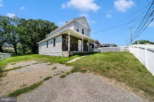 6211 Foote St, Capitol Heights, MD 20743 - Photo 2