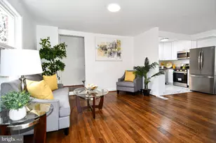 9723 Narragansett Pkwy, College Park, MD 20740 - Photo 4