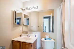 15907 Elf Stone Ct, Bowie, MD 20716 - Photo 14