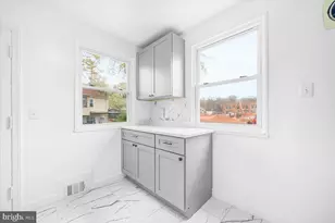 5225 59th Ave, Riverdale, MD 20737 - Photo 8