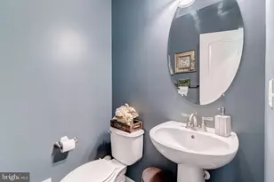 510 Overlook Park Dr, Oxon Hill, MD 20745 - Photo 28