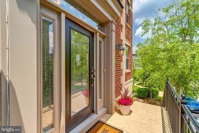 510 Overlook Park Drive #32, Oxon Hill, MD 20745 - Photo 2