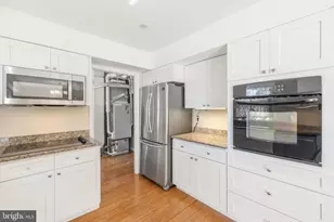 12423 Chalford Ln, Bowie, MD 20715 - Photo 8