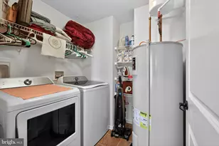 904 Hall Station Dr, Bowie, MD 20721 - Photo 26