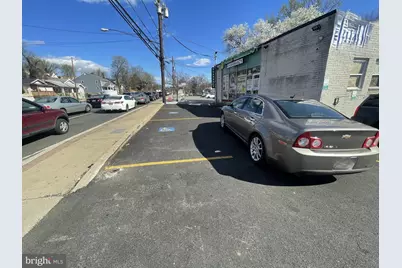 5615 Landover Rd, Hyattsville, MD 20784 - Photo 2