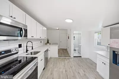 5906 Berwyn Road, College Park, MD 20740 - Photo 8