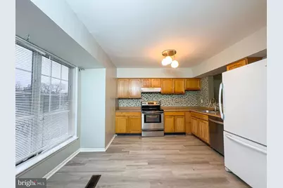 8202 Ashford Boulevard, Laurel, MD 20707 - Photo 10