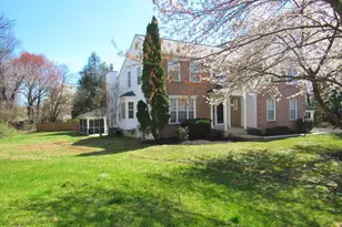 11409 Prospect Ct, Glenn Dale, MD 20769 - Photo 2