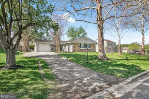 15721 Presswick Ln, Bowie, MD 20716 - Photo 6