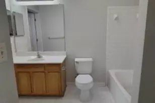 2801 Forest Run Dr, District Heights, MD 20747 - Photo 4