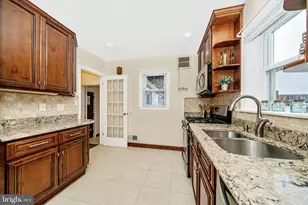 7604 Adelphi Rd, Hyattsville, MD 20783 - Photo 16