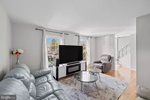 7622 Carissa Ln, Laurel, MD 20707 - Photo 4