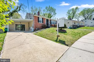 7802 Elroy Pl, Oxon Hill, MD 20745 - Photo 4