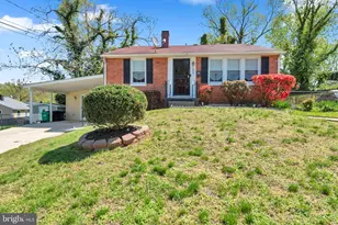 7802 Elroy Pl, Oxon Hill, MD 20745 - Photo 2