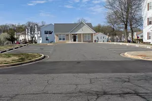 4240 Applegate Ln, Suitland, MD 20746 - Photo 20