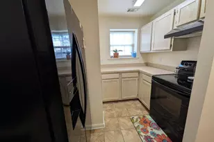 4240 Applegate Ln, Suitland, MD 20746 - Photo 10