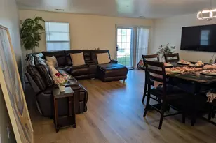 4240 Applegate Ln, Suitland, MD 20746 - Photo 4