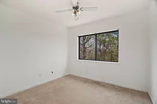 7100 Ora Glen Ct, Greenbelt, MD 20770 - Photo 12
