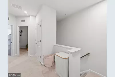 6066 Beake St, Hyattsville, MD 20782 - Photo 8