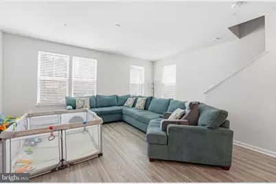 6066 Beake St, Hyattsville, MD 20782 - Photo 2